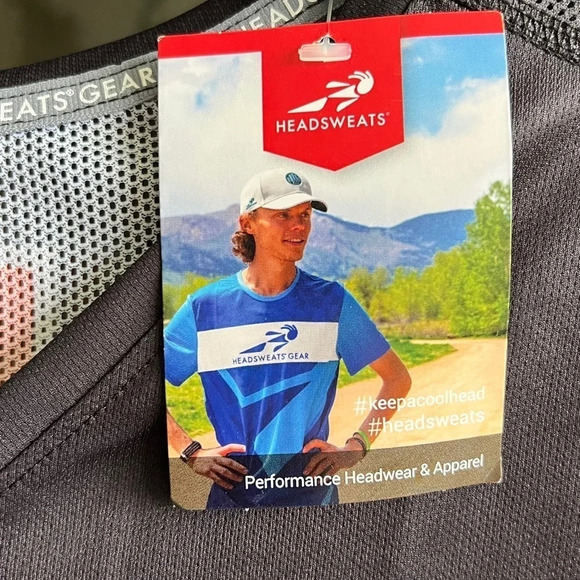 HEADSWEATS GEAR Short Sleeves Lightweight Breathable Performance Tee Size Small - Picture 3 of 8